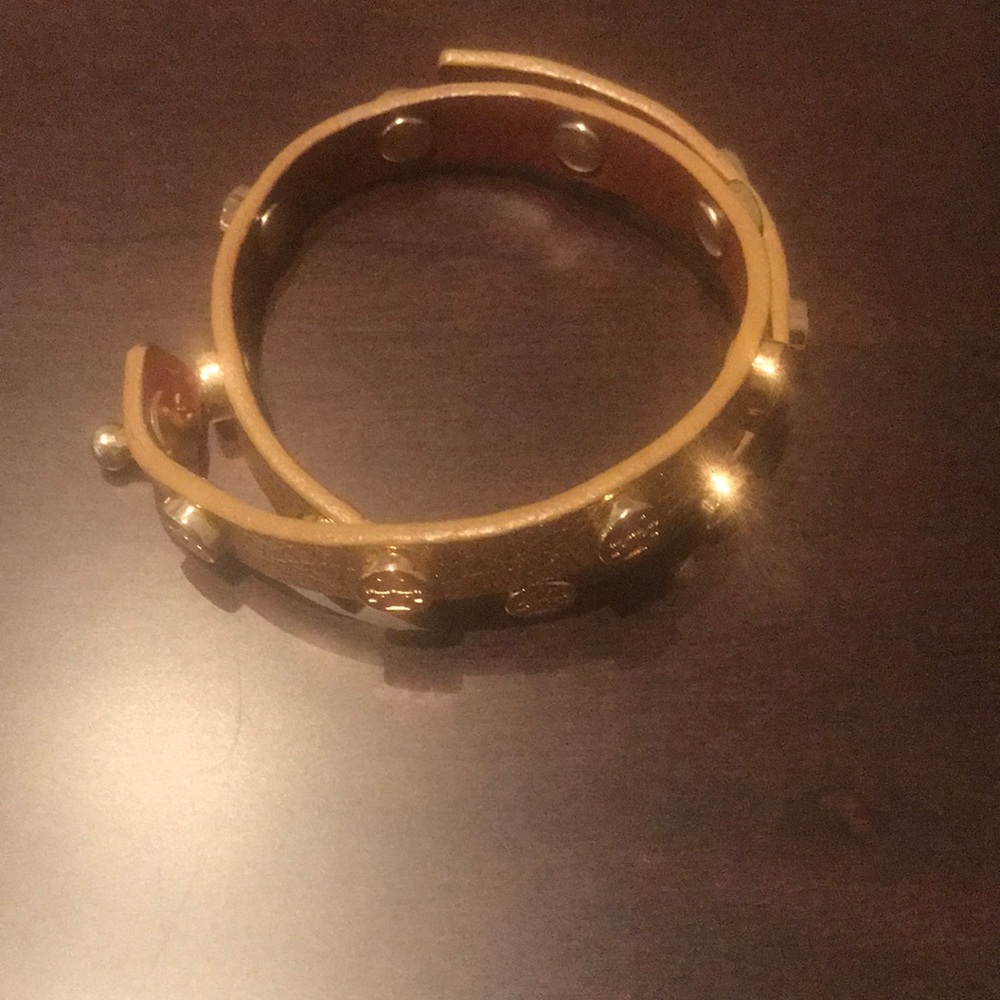Hardly worn Tory Burch bracelet